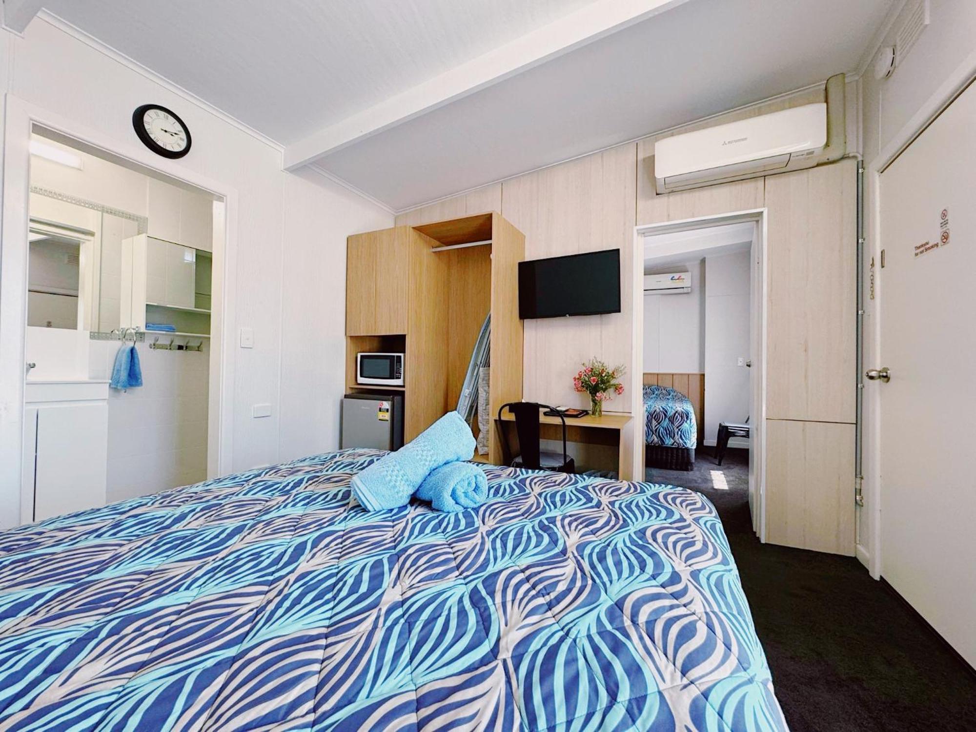 Seymour Motel Kültér fotó